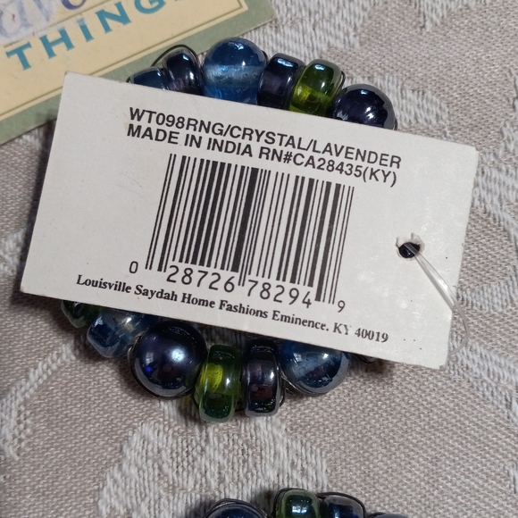 Set of 4 Vintage Wire Wrapped Iridescent Glass Bead Napkin Rings - Picture 3 of 6